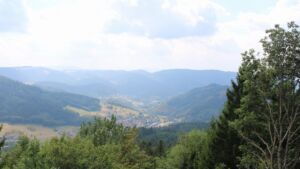 Dieses Bild zeigt eine Webcam-Aufnahme vom Achertal, aufgenommen am Montag, den 17.08.2026 um 14:50 Uhr. Die Temperatur betrug 23.4°C.