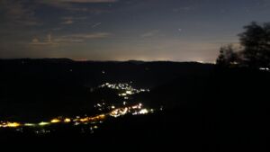 Dieses Bild zeigt eine Webcam-Aufnahme vom Achertal, aufgenommen am Freitag, den 25.09.2026 um 05:40 Uhr. Die Temperatur betrug 10.5°C.