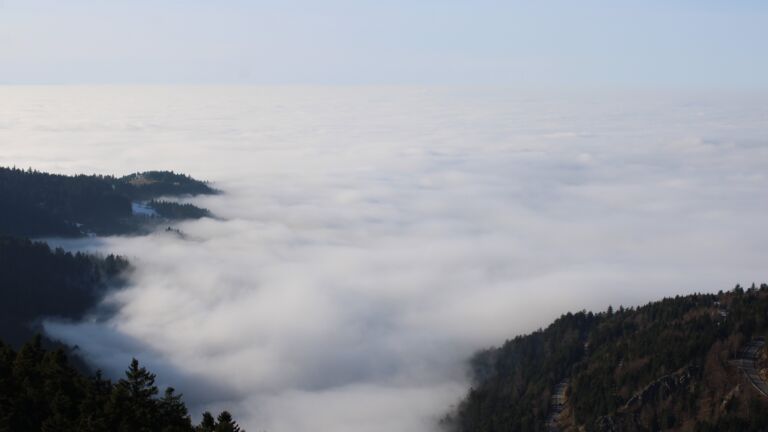 Dieses Bild zeigt eine Webcam-Aufnahme vom Achertal, aufgenommen am Sonntag, den 18.01.2026 um 14:20 Uhr. Die Temperatur betrug 7.2°C.