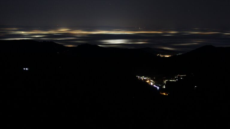 Dieses Bild zeigt eine Webcam-Aufnahme vom Achertal, aufgenommen am Mittwoch, den 25.02.2026 um 05:50 Uhr. Die Temperatur betrug 8.5°C.