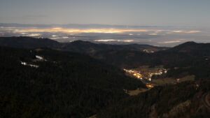 Dieses Bild zeigt eine Webcam-Aufnahme vom Achertal, aufgenommen am Mittwoch, den 04.02.2026 um 00:00 Uhr. Die Temperatur betrug 3.4°C.