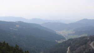 Dieses Bild zeigt eine Webcam-Aufnahme vom Achertal, aufgenommen am Dienstag, den 10.03.2026 um 14:40 Uhr. Die Temperatur betrug 9.8°C.