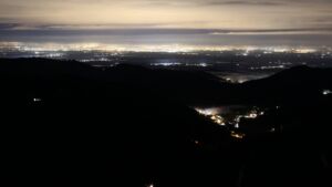 Dieses Bild zeigt eine Webcam-Aufnahme vom Achertal, aufgenommen am Sonntag, den 30.11.2025 um 06:30 Uhr. Die Temperatur betrug 5.1°C.