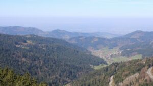 Dieses Bild zeigt eine Webcam-Aufnahme vom Achertal, aufgenommen am Samstag, den 11.04.2026 um 11:20 Uhr. Die Temperatur betrug 12.6°C.