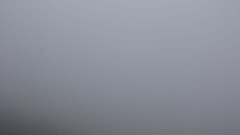 Dieses Bild zeigt eine Webcam-Aufnahme vom Achertal, aufgenommen am Dienstag, den 14.04.2026 um 13:50 Uhr. Die Temperatur betrug 4.5°C.