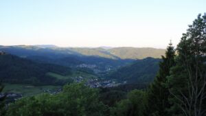 Dieses Bild zeigt eine Webcam-Aufnahme vom Achertal, aufgenommen am Freitag, den 22.05.2026 um 06:20 Uhr. Die Temperatur betrug 15.5°C.