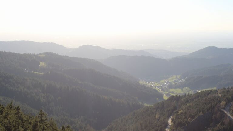 Dieses Bild zeigt eine Webcam-Aufnahme vom Achertal, aufgenommen am Mittwoch, den 08.04.2026 um 18:50 Uhr. Die Temperatur betrug 16.1°C.