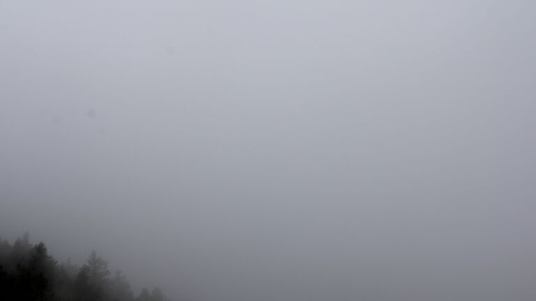Dieses Bild zeigt eine Webcam-Aufnahme vom Achertal, aufgenommen am Dienstag, den 05.05.2026 um 14:10 Uhr. Die Temperatur betrug 10.7°C.