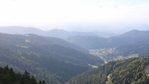 Dieses Bild zeigt eine Webcam-Aufnahme vom Achertal, aufgenommen am Mittwoch, den 17.09.2025 um 17:10 Uhr. Die Temperatur betrug 13.1°C.