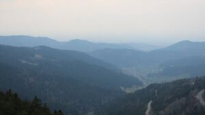 Dieses Bild zeigt eine Webcam-Aufnahme vom Achertal, aufgenommen am Samstag, den 21.03.2026 um 17:10 Uhr. Die Temperatur betrug 4.4°C.