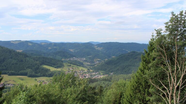 Dieses Bild zeigt eine Webcam-Aufnahme vom Achertal, aufgenommen am Freitag, den 17.07.2026 um 10:40 Uhr. Die Temperatur betrug 22.7°C.