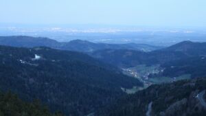 Dieses Bild zeigt eine Webcam-Aufnahme vom Achertal, aufgenommen am Sonntag, den 05.04.2026 um 06:30 Uhr. Die Temperatur betrug 9.6°C.