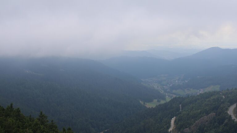 Dieses Bild zeigt eine Webcam-Aufnahme vom Achertal, aufgenommen am Freitag, den 25.07.2025 um 16:40 Uhr. Die Temperatur betrug 16.1°C.