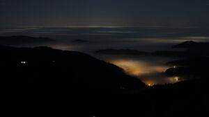 Dieses Bild zeigt eine Webcam-Aufnahme vom Achertal, aufgenommen am Samstag, den 13.12.2025 um 06:30 Uhr. Die Temperatur betrug 6.2°C.