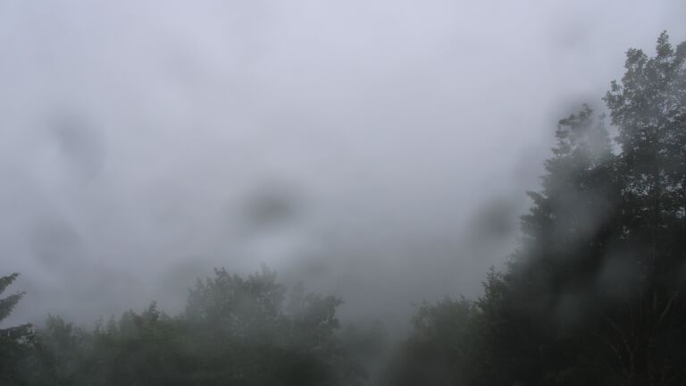 Dieses Bild zeigt eine Webcam-Aufnahme vom Achertal, aufgenommen am Freitag, den 12.06.2026 um 10:30 Uhr. Die Temperatur betrug 9.8°C.
