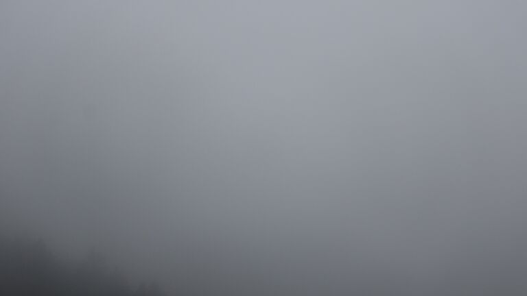 Dieses Bild zeigt eine Webcam-Aufnahme vom Achertal, aufgenommen am Sonntag, den 07.12.2025 um 15:50 Uhr. Die Temperatur betrug 5.4°C.