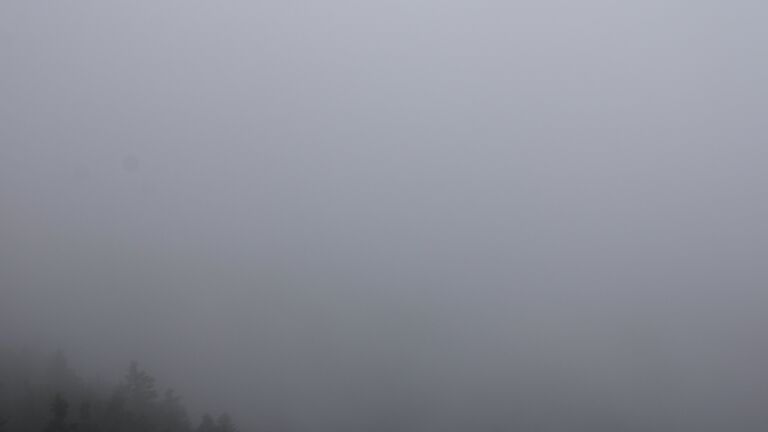 Dieses Bild zeigt eine Webcam-Aufnahme vom Achertal, aufgenommen am Montag, den 16.06.2025 um 07:30 Uhr. Die Temperatur betrug 10.5°C.