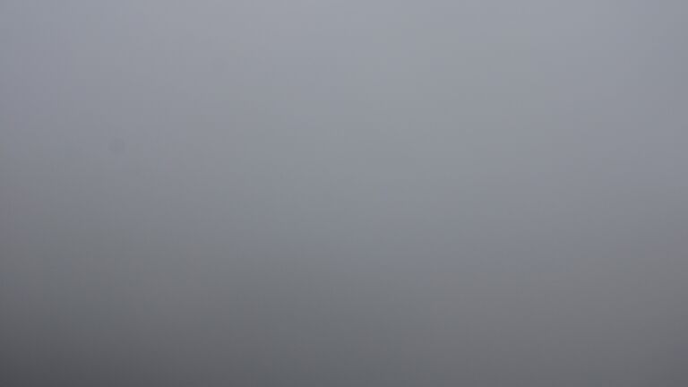 Dieses Bild zeigt eine Webcam-Aufnahme vom Achertal, aufgenommen am Sonntag, den 30.11.2025 um 12:40 Uhr. Die Temperatur betrug 2.2°C.