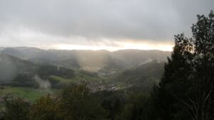 Dieses Bild zeigt eine Webcam-Aufnahme vom Achertal, aufgenommen am Sonntag, den 25.10.2026 um 16:40 Uhr. Die Temperatur betrug 6.5°C.