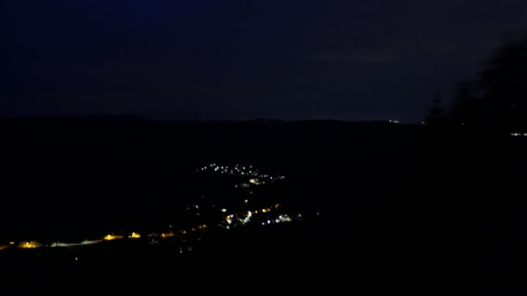 Dieses Bild zeigt eine Webcam-Aufnahme vom Achertal, aufgenommen am Freitag, den 17.07.2026 um 04:20 Uhr. Die Temperatur betrug 19.1°C.