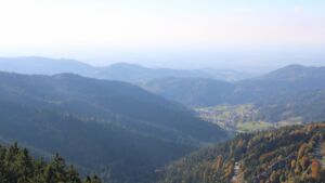 Dieses Bild zeigt eine Webcam-Aufnahme vom Achertal, aufgenommen am Dienstag, den 14.10.2025 um 16:00 Uhr. Die Temperatur betrug 11.3°C.