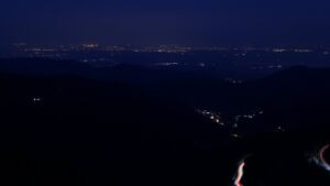 Dieses Bild zeigt eine Webcam-Aufnahme vom Achertal, aufgenommen am Montag, den 23.03.2026 um 05:30 Uhr. Die Temperatur betrug 5.1°C.