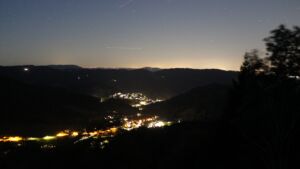 Dieses Bild zeigt eine Webcam-Aufnahme vom Achertal, aufgenommen am Mittwoch, den 23.09.2026 um 06:00 Uhr. Die Temperatur betrug 10.8°C.