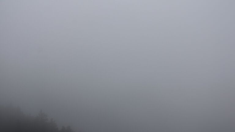 Dieses Bild zeigt eine Webcam-Aufnahme vom Achertal, aufgenommen am Sonntag, den 07.12.2025 um 14:40 Uhr. Die Temperatur betrug 5°C.