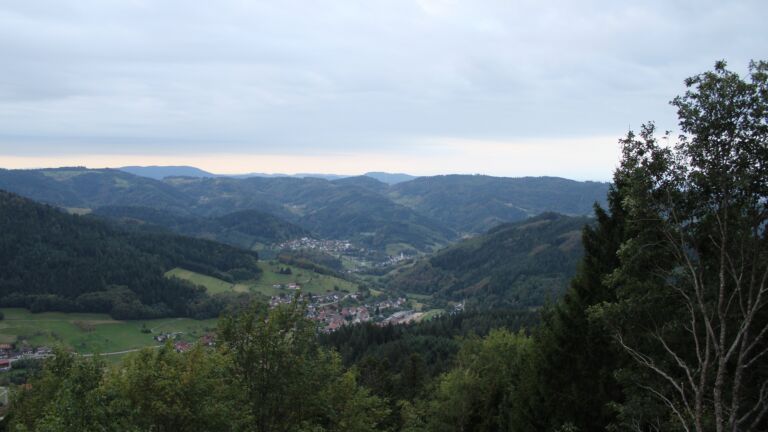 Dieses Bild zeigt eine Webcam-Aufnahme vom Achertal, aufgenommen am Donnerstag, den 24.09.2026 um 07:40 Uhr. Die Temperatur betrug 13.2°C.