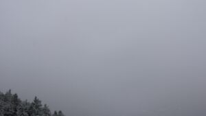 Dieses Bild zeigt eine Webcam-Aufnahme vom Achertal, aufgenommen am Montag, den 17.11.2025 um 09:40 Uhr. Die Temperatur betrug -0.7°C.