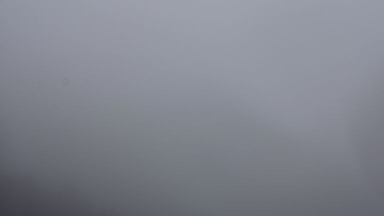Dieses Bild zeigt eine Webcam-Aufnahme vom Achertal, aufgenommen am Sonntag, den 05.10.2025 um 10:00 Uhr. Die Temperatur betrug 3.2°C.
