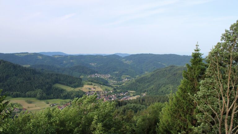 Dieses Bild zeigt eine Webcam-Aufnahme vom Achertal, aufgenommen am Samstag, den 30.05.2026 um 07:40 Uhr. Die Temperatur betrug 19.6°C.
