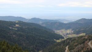 Dieses Bild zeigt eine Webcam-Aufnahme vom Achertal, aufgenommen am Dienstag, den 02.12.2025 um 15:10 Uhr. Die Temperatur betrug 6.1°C.