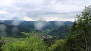 Dieses Bild zeigt eine Webcam-Aufnahme vom Achertal, aufgenommen am Donnerstag, den 14.05.2026 um 16:10 Uhr. Die Temperatur betrug 5.8°C.