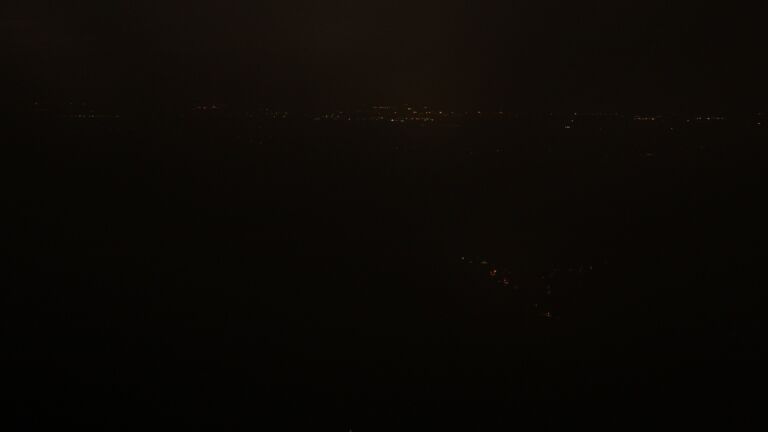 Dieses Bild zeigt eine Webcam-Aufnahme vom Achertal, aufgenommen am Sonntag, den 28.09.2025 um 01:00 Uhr. Die Temperatur betrug 6.4°C.