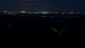 Dieses Bild zeigt eine Webcam-Aufnahme vom Achertal, aufgenommen am Montag, den 04.05.2026 um 04:50 Uhr. Die Temperatur betrug 10.2°C.