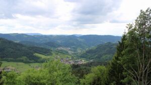 Dieses Bild zeigt eine Webcam-Aufnahme vom Achertal, aufgenommen am Dienstag, den 19.05.2026 um 15:50 Uhr. Die Temperatur betrug 15°C.