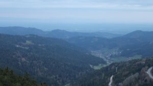 Dieses Bild zeigt eine Webcam-Aufnahme vom Achertal, aufgenommen am Donnerstag, den 16.04.2026 um 06:30 Uhr. Die Temperatur betrug 6.8°C.