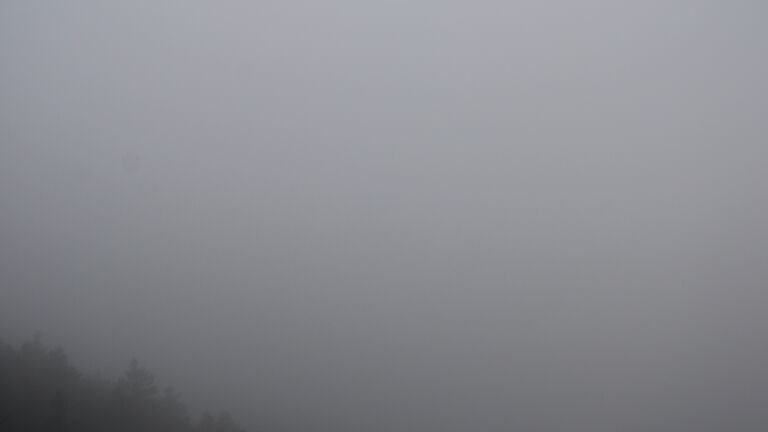 Dieses Bild zeigt eine Webcam-Aufnahme vom Achertal, aufgenommen am Donnerstag, den 04.12.2025 um 09:00 Uhr. Die Temperatur betrug 1.8°C.