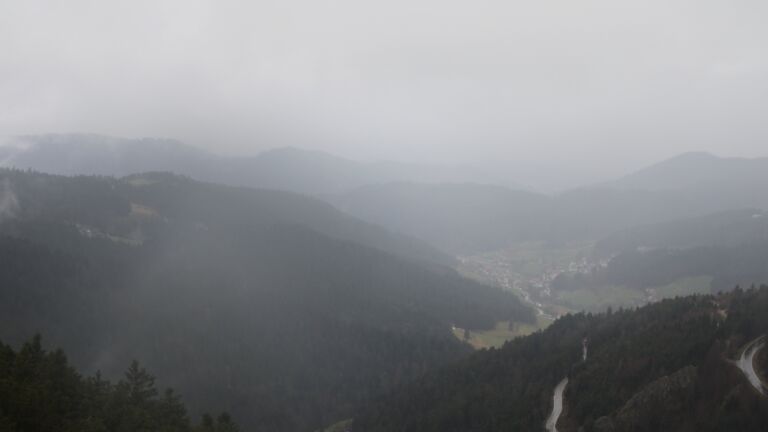 Dieses Bild zeigt eine Webcam-Aufnahme vom Achertal, aufgenommen am Mittwoch, den 11.03.2026 um 17:20 Uhr. Die Temperatur betrug 4.1°C.