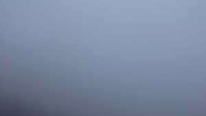 Dieses Bild zeigt eine Webcam-Aufnahme vom Achertal, aufgenommen am Freitag, den 05.12.2025 um 12:10 Uhr. Die Temperatur betrug 0.5°C.