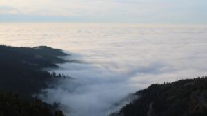 Dieses Bild zeigt eine Webcam-Aufnahme vom Achertal, aufgenommen am Montag, den 22.12.2025 um 15:40 Uhr. Die Temperatur betrug 6.2°C.