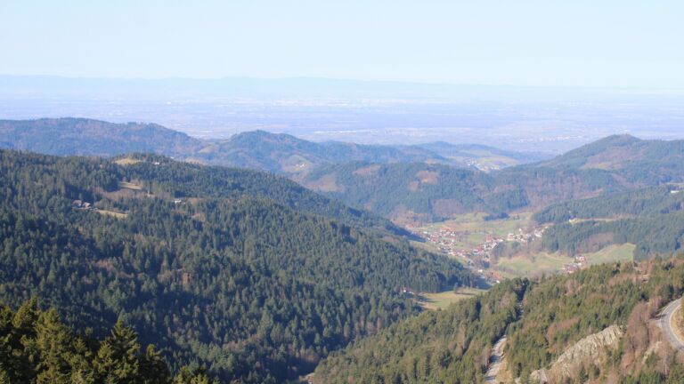 Dieses Bild zeigt eine Webcam-Aufnahme vom Achertal, aufgenommen am Freitag, den 27.02.2026 um 10:10 Uhr. Die Temperatur betrug 11.6°C.