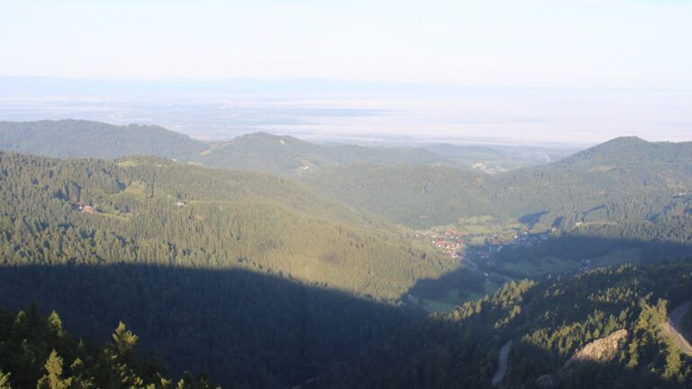 Dieses Bild zeigt eine Webcam-Aufnahme vom Achertal, aufgenommen am Samstag, den 06.09.2025 um 08:00 Uhr. Die Temperatur betrug 10.2°C.
