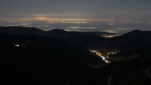 Dieses Bild zeigt eine Webcam-Aufnahme vom Achertal, aufgenommen am Montag, den 10.11.2025 um 05:00 Uhr. Die Temperatur betrug 4.6°C.