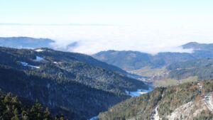 Dieses Bild zeigt eine Webcam-Aufnahme vom Achertal, aufgenommen am Samstag, den 22.11.2025 um 11:30 Uhr. Die Temperatur betrug -3.2°C.