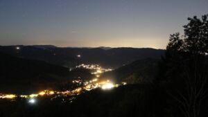 Dieses Bild zeigt eine Webcam-Aufnahme vom Achertal, aufgenommen am Dienstag, den 06.10.2026 um 06:20 Uhr. Die Temperatur betrug 15.1°C.