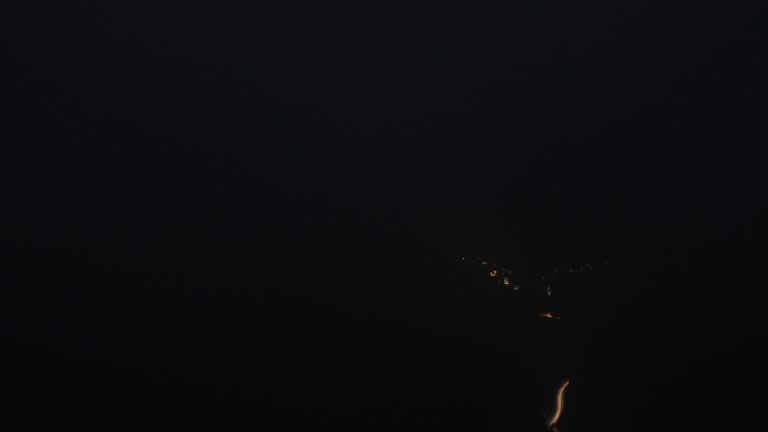 Dieses Bild zeigt eine Webcam-Aufnahme vom Achertal, aufgenommen am Montag, den 02.06.2025 um 23:10 Uhr. Die Temperatur betrug 11.2°C.