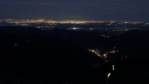 Dieses Bild zeigt eine Webcam-Aufnahme vom Achertal, aufgenommen am Dienstag, den 02.12.2025 um 07:00 Uhr. Die Temperatur betrug 1.6°C.