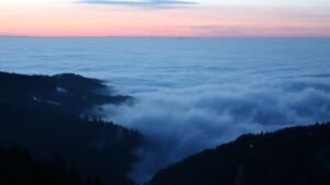 Dieses Bild zeigt eine Webcam-Aufnahme vom Achertal, aufgenommen am Sonntag, den 18.01.2026 um 17:50 Uhr. Die Temperatur betrug 3.2°C.